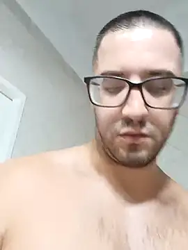 maxiporonga1 online show from April 3, 2026, 4:54 am