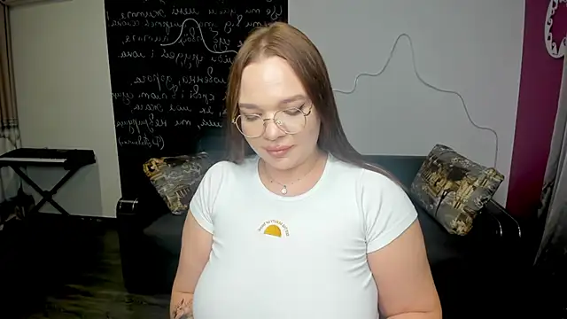 AnitaMays online show from November 8, 2025, 1:00 pm