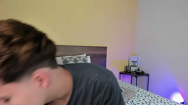 justinbiler online show from January 6, 2025, 12:35 pm