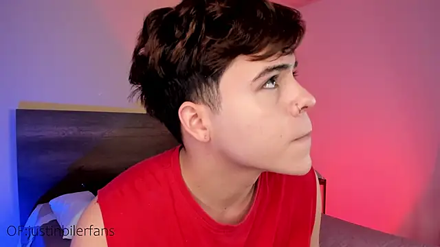 justinbiler online show from February 20, 2025, 12:36 pm