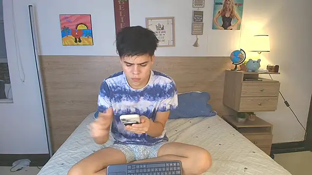 justinbiler online show from September 25, 2025, 1:15 pm