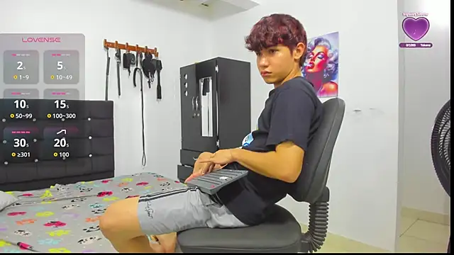 Alexander and Xiao online show from February 4, 2026, 12:49 am