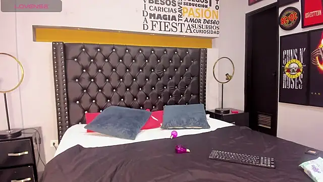 MADISSONLOVE  online show from January 4, 2025, 12:05 pm