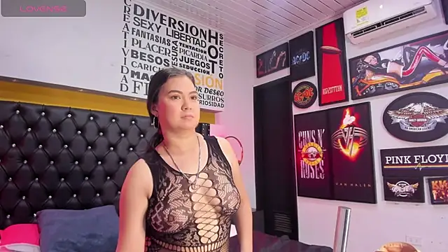 MADISSONLOVE  online show from January 5, 2025, 12:21 pm
