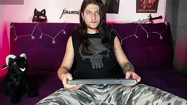 blckwolf 6 online show from December 16, 2024, 8:48 pm