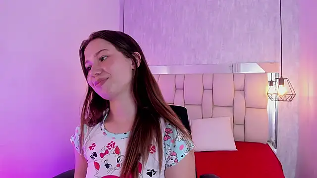 Roxie-Summers11 online show from December 28, 2024, 4:41 am