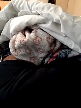 Snapshot of Big_Dick_22_in_Room chatting on October 11, 2025, 11:31 am Big Dick 22 in Room online show from October 11, 2025, 11:31 am