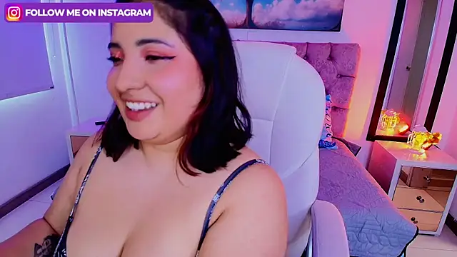 Emma monserrat online show from September 20, 2025, 8:21 pm