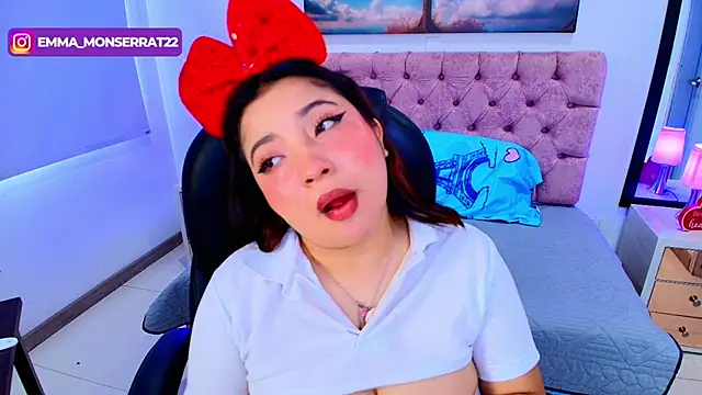 Emma monserrat online show from November 20, 2025, 6:18 pm