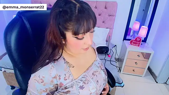 Emma monserrat online show from March 2, 2026, 7:32 pm