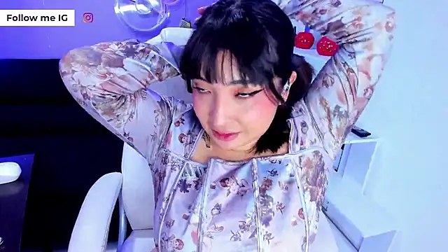 Emma monserrat online show from April 8, 2026, 11:10 am