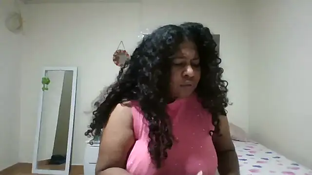 Ivon-09 online show from May 17, 2026, 11:50 am