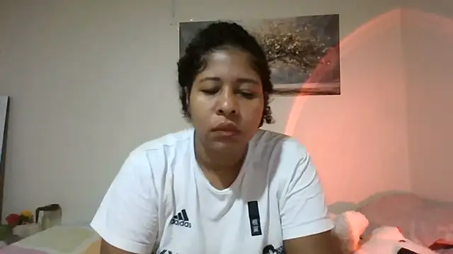 Ivon-09 online show from May 30, 2026, 12:24 pm