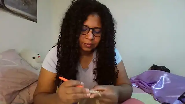 Snapshot of Ivon-09 chatting on July 19, 2026, 11:58 am Ivon-09 online show from July 19, 2026, 11:58 am