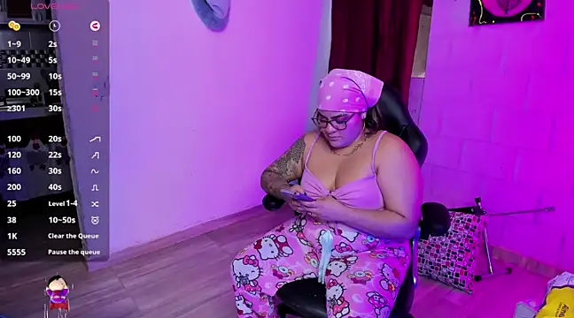 Sharon hils online show from December 7, 2024, 4:47 pm