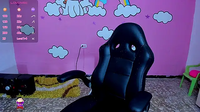 Sharon hils online show from March 26, 2026, 1:38 pm