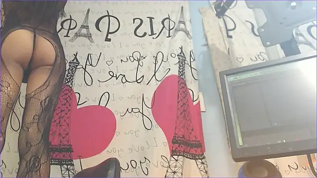 Snapshot of poison_girl21 chatting on March 18, 2025, 2:37 pm poison girl21 online show from March 18, 2025, 2:37 pm