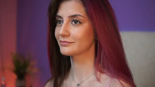 Snapshot of SabrinaHope chatting on May 4, 2026, 10:39 pm SabrinaHope online show from May 4, 2026, 10:39 pm