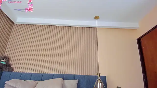 kathecute   online show from February 21, 2026, 1:39 am