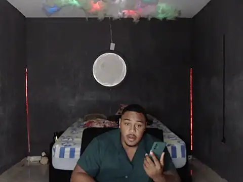 Snapshot of Danny_wolf chatting on January 15, 2026, 5:12 am Danny wolf online show from January 15, 2026, 5:12 am