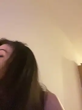 Snapshot of vienncica chatting on December 2, 2024, 1:14 am vienncica online show from December 2, 2024, 1:14 am