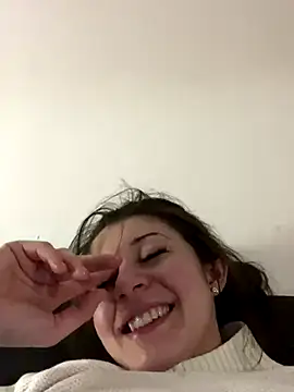 Snapshot of vienncica chatting on December 2, 2024, 11:07 pm vienncica online show from December 2, 2024, 11:07 pm