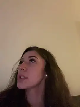 Snapshot of vienncica chatting on December 14, 2024, 11:45 pm vienncica online show from December 14, 2024, 11:45 pm