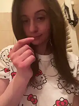 Snapshot of vienncica chatting on February 12, 2025, 4:23 am vienncica online show from February 12, 2025, 4:23 am