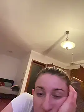 Snapshot of vienncica chatting on March 11, 2025, 7:25 pm vienncica online show from March 11, 2025, 7:25 pm