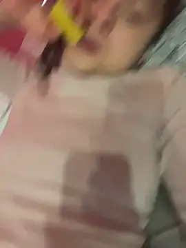 Snapshot of vienncica chatting on March 22, 2025, 4:37 pm vienncica online show from March 22, 2025, 4:37 pm