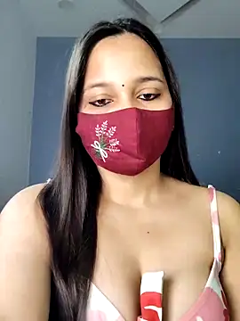 Snapshot of Varnika_aarora chatting on February 25, 2025, 11:08 am Varnika aarora online show from February 25, 2025, 11:08 am