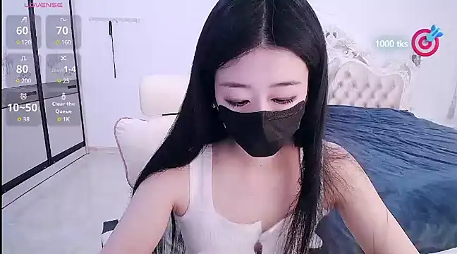 CN-xiaofei online show from February 13, 2025, 3:07 am