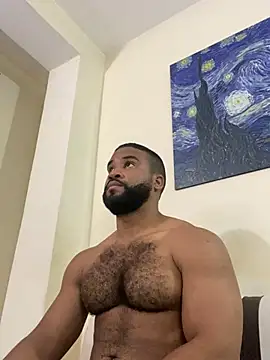 lunainsane58 online show from May 6, 2026, 8:08 am