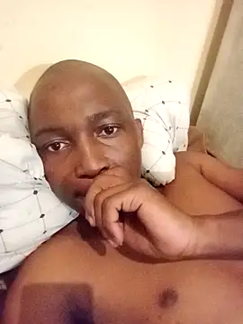 realGsign online show from December 18, 2025, 11:49 am