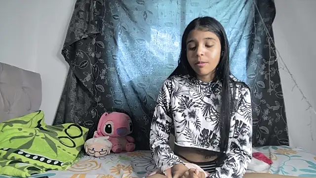 Michi sexy online show from December 30, 2024, 5:55 pm