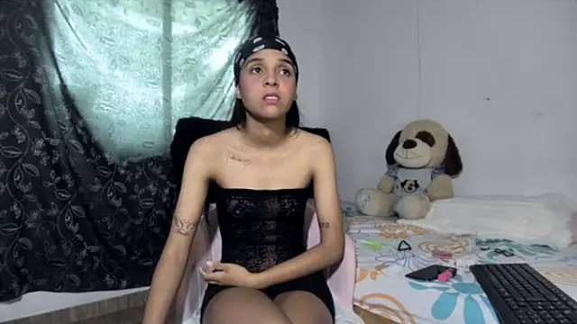 Snapshot of Michi_sexy chatting on March 25, 2026, 2:34 pm Michi sexy online show from March 25, 2026, 2:34 pm