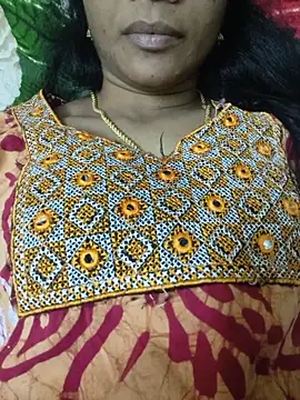 Snapshot of Ambika01 chatting on June 7, 2026, 8:07 am Ambika01 online show from June 7, 2026, 8:07 am
