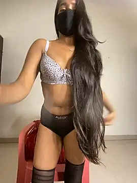 miss lina online show from March 14, 2025, 6:07 pm