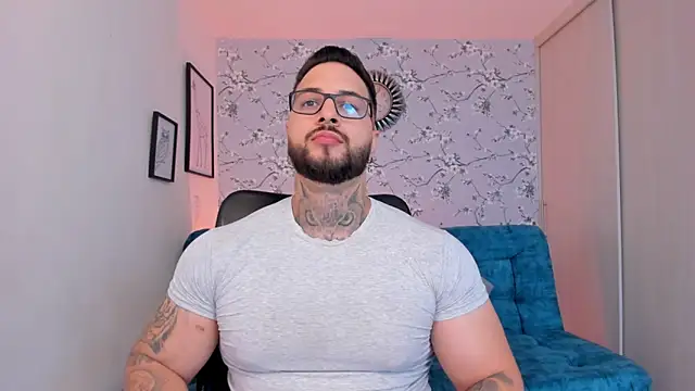 Snapshot of max_dic1 chatting on March 28, 2026, 1:11 pm max dic1 online show from March 28, 2026, 1:11 pm