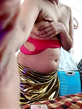 Snapshot of Seina_88 chatting on February 12, 2025, 10:46 am Seina 88 online show from February 12, 2025, 10:46 am