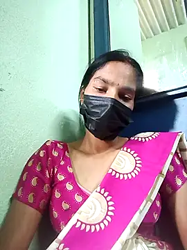 anusiya01 online show from September 26, 2025, 6:39 am