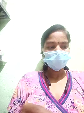 anusiya01 online show from October 9, 2025, 5:11 pm