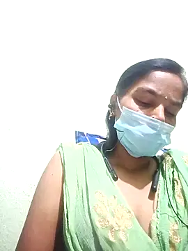 anusiya01 online show from October 10, 2025, 6:51 pm