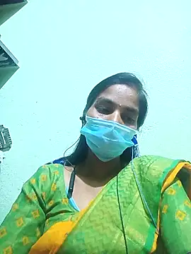 anusiya01 online show from November 14, 2025, 3:22 pm