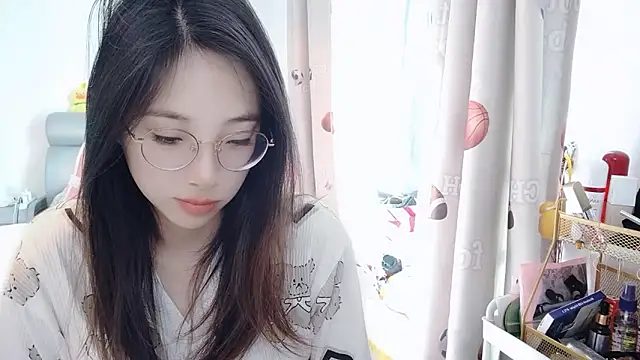 ooo   mimi online show from December 13, 2024, 2:21 am