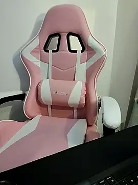 princess katey online show from February 5, 2025, 8:21 am