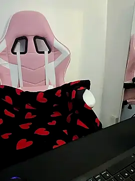 princess katey online show from February 6, 2025, 1:21 pm