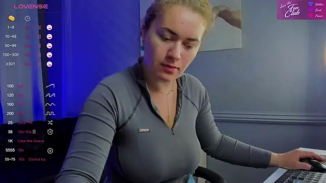 Ariell Margot  online show from September 9, 2025, 5:40 am