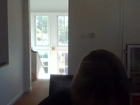 camdanz777 online show from October 27, 2025, 5:39 pm