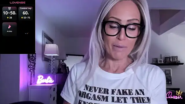 VelvetBarbie online show from February 21, 2026, 10:22 pm